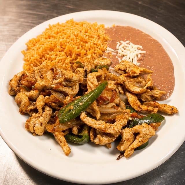Pollo a la Mexicana Plate.